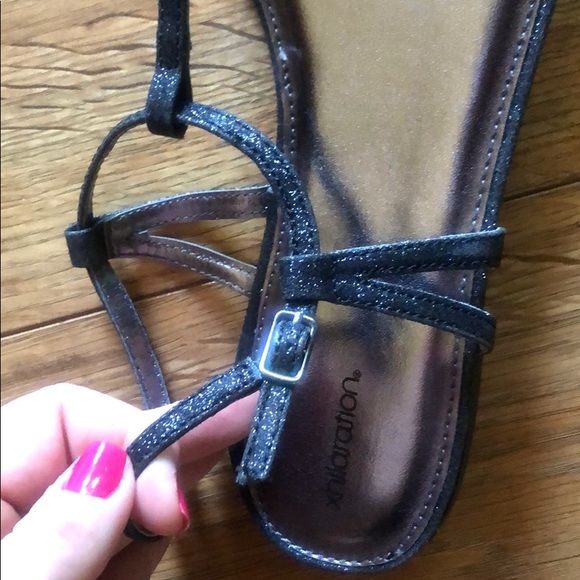 Xhilaration Black Glitter Sandals - Picture 2 of 5